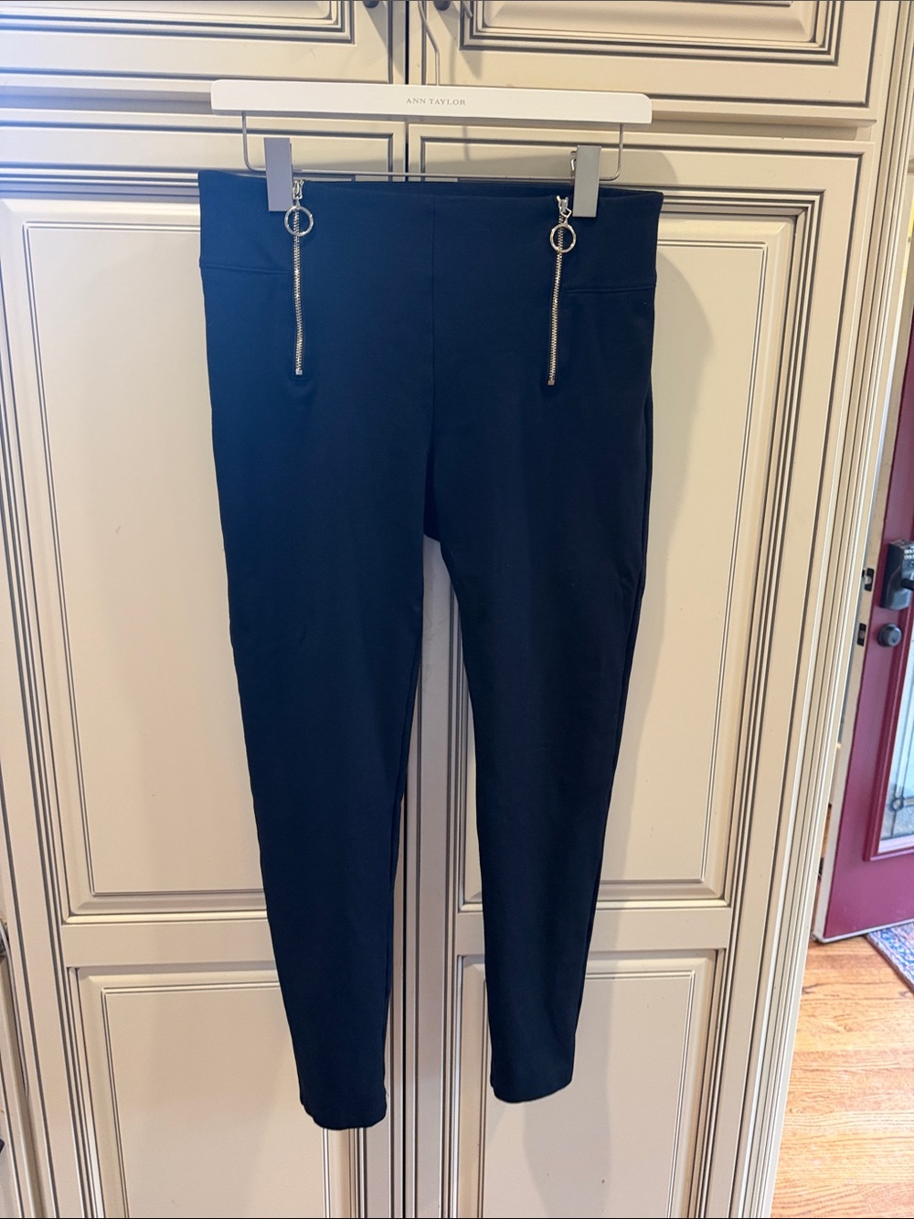 Ann Taylor Black Ponte Ankle Pants with Silver Ring Zippers